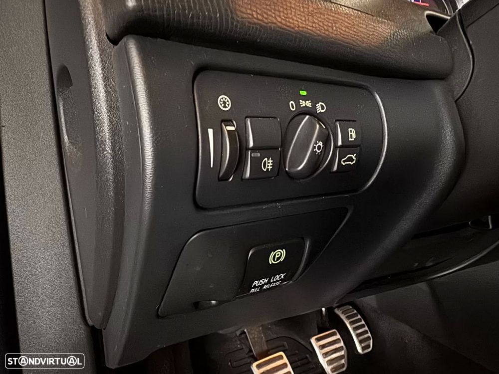 Volvo XC 60 2.0 D4 R-Design Start/Stop - 22