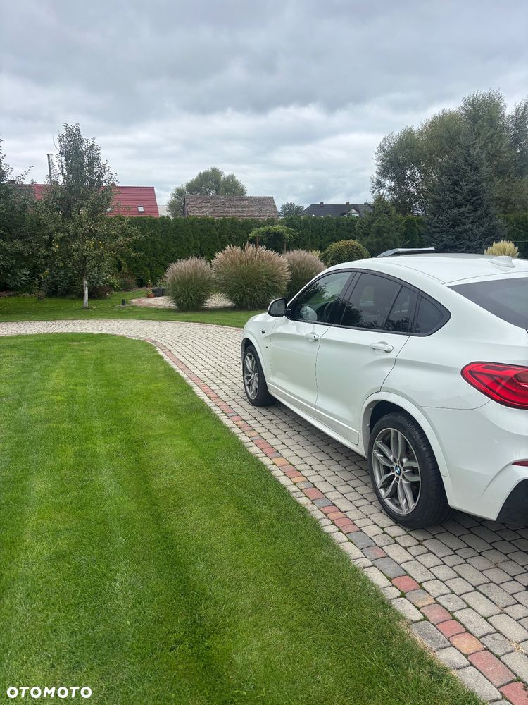 BMW X4 xDrive28i Advantage - 4