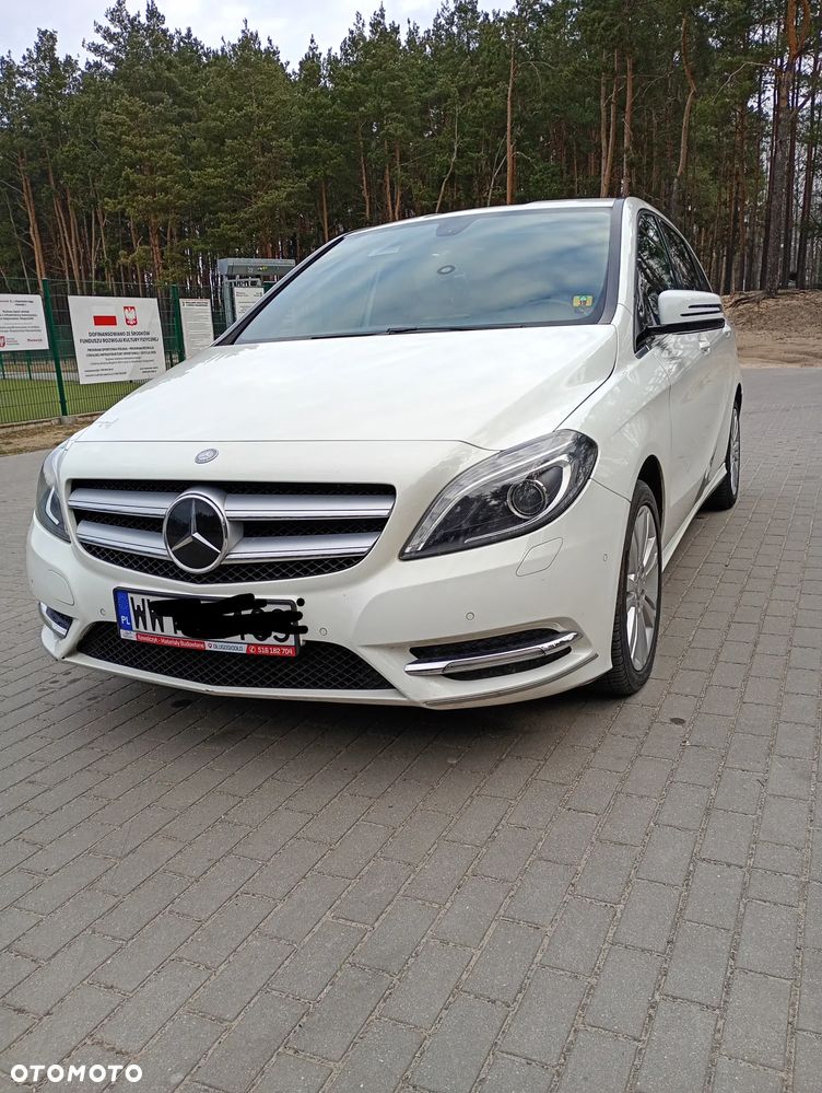 Mercedes-Benz Klasa B 180 CDI (BlueEFFICIENCY) - 2