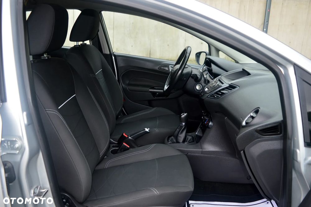 Ford Fiesta - 10