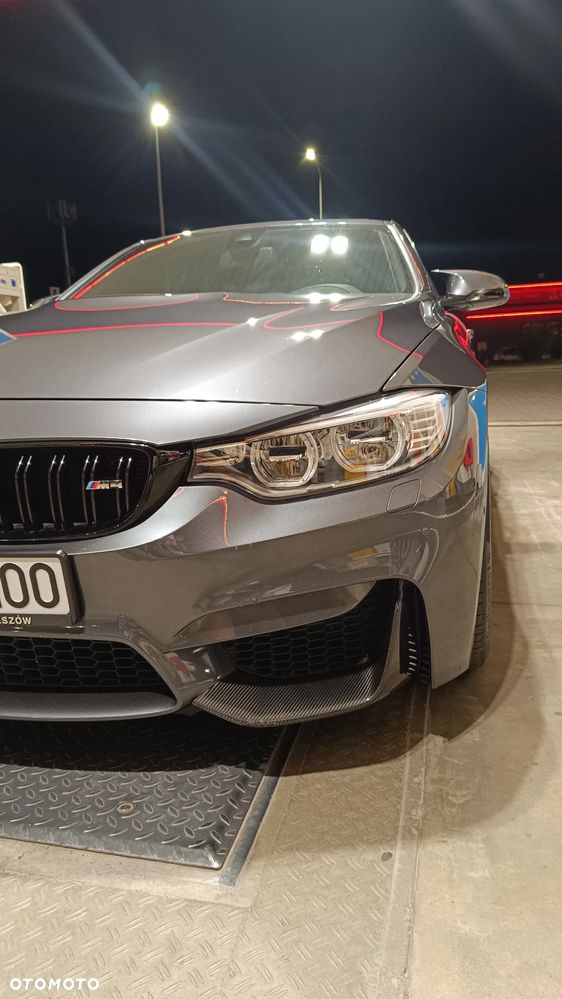 BMW M4 Coupe DKG - 12
