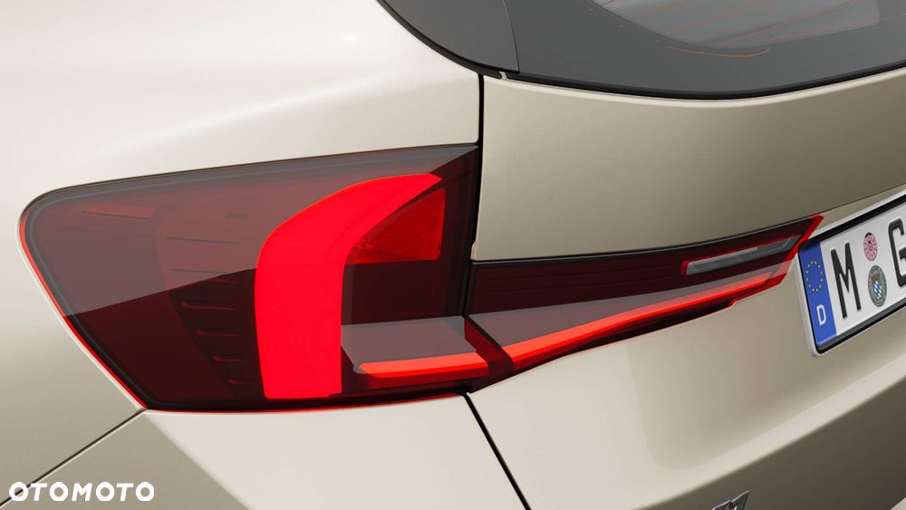 BMW X1 sDrive18i xLine - 9