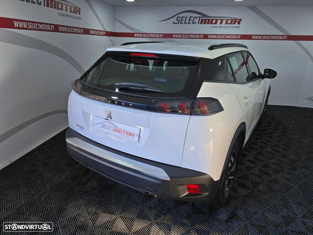 Peugeot 2008 1.2 PureTech Allure - 6