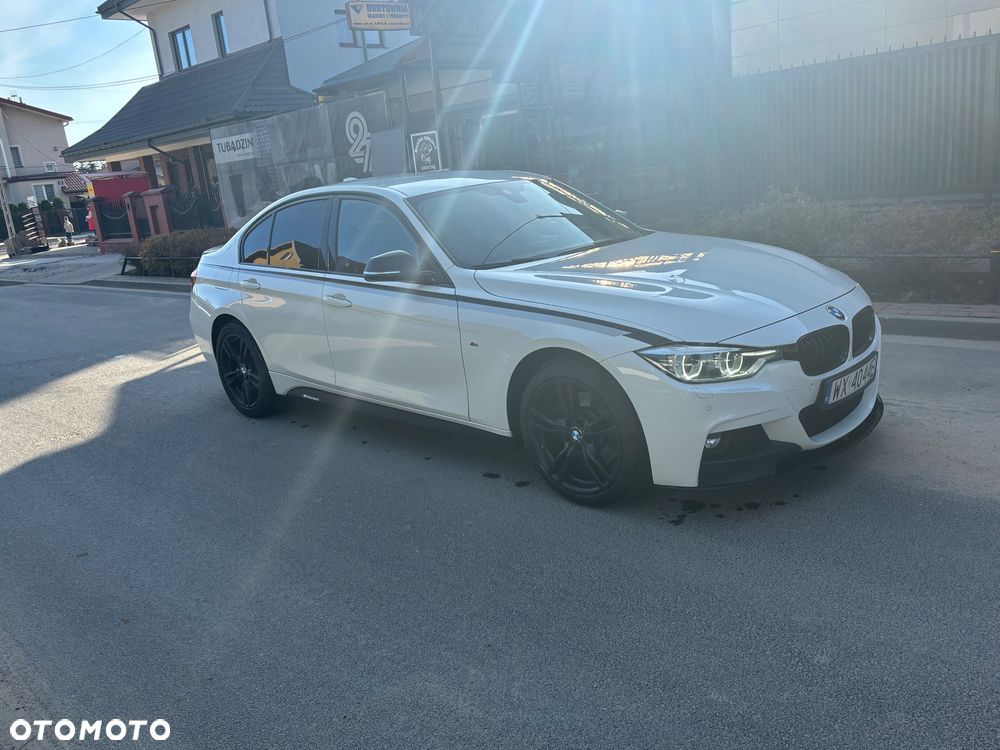 BMW Seria 3 330i xDrive M Sport Shadow sport - 2