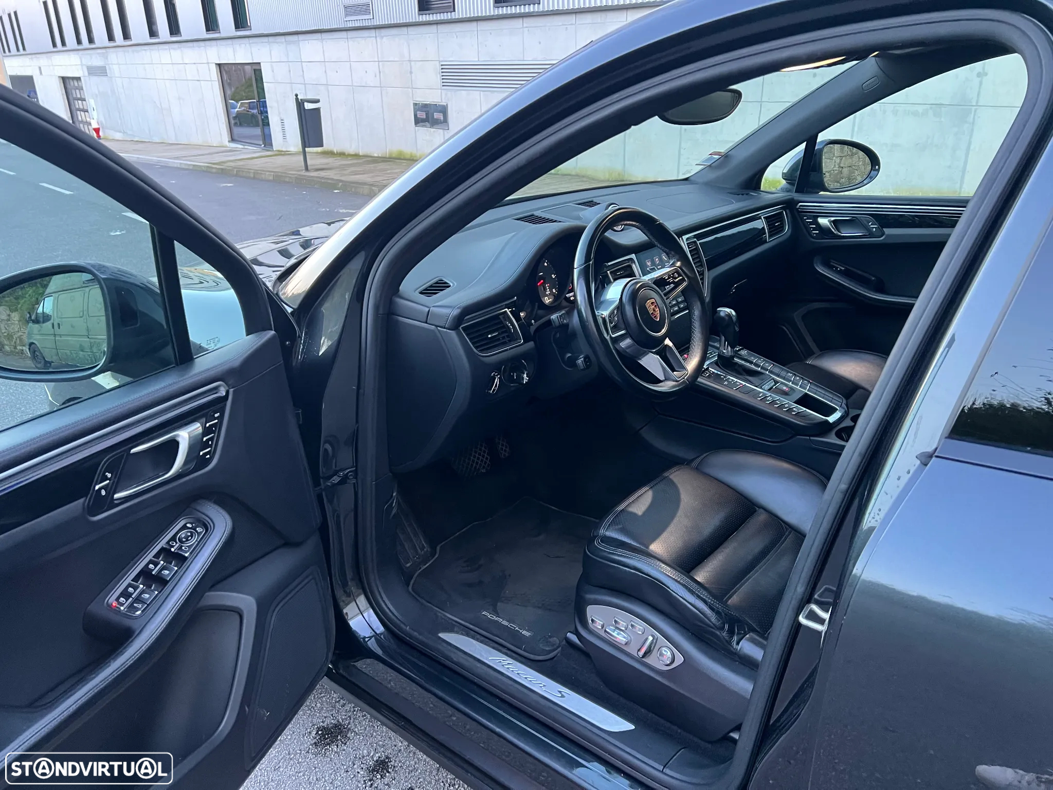 Porsche Macan S - 11