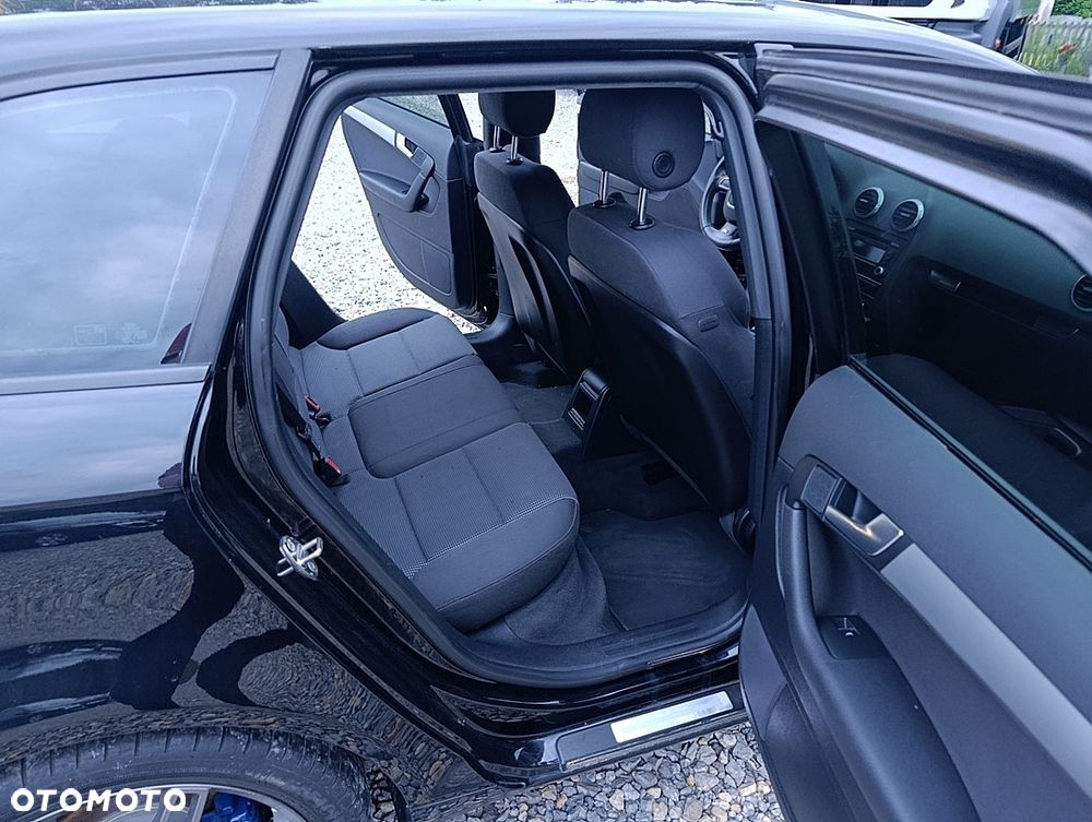 Audi A3 Sportback 1.6 TDI DPF Attraction S tronic - 12