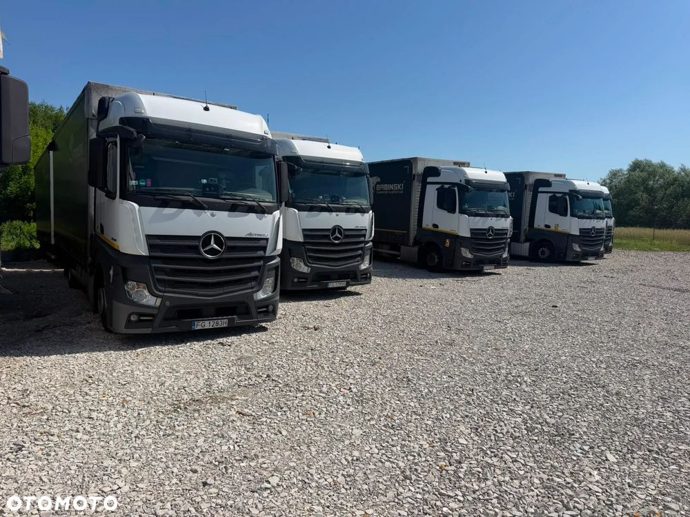 Mercedes-Benz ACTROS - 11