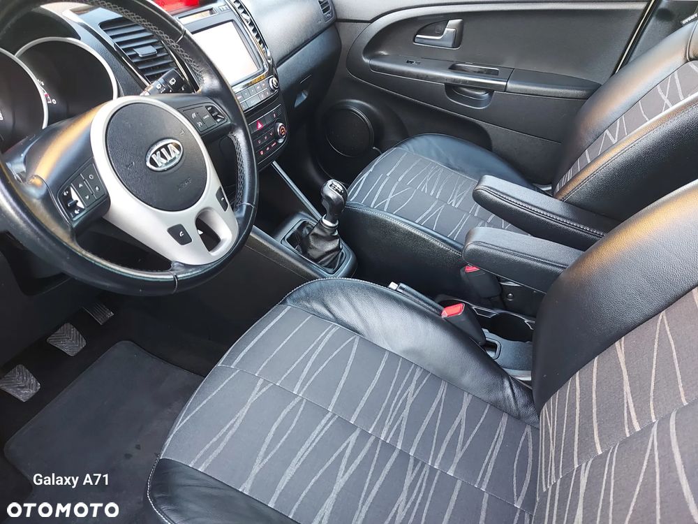 Kia Venga - 2