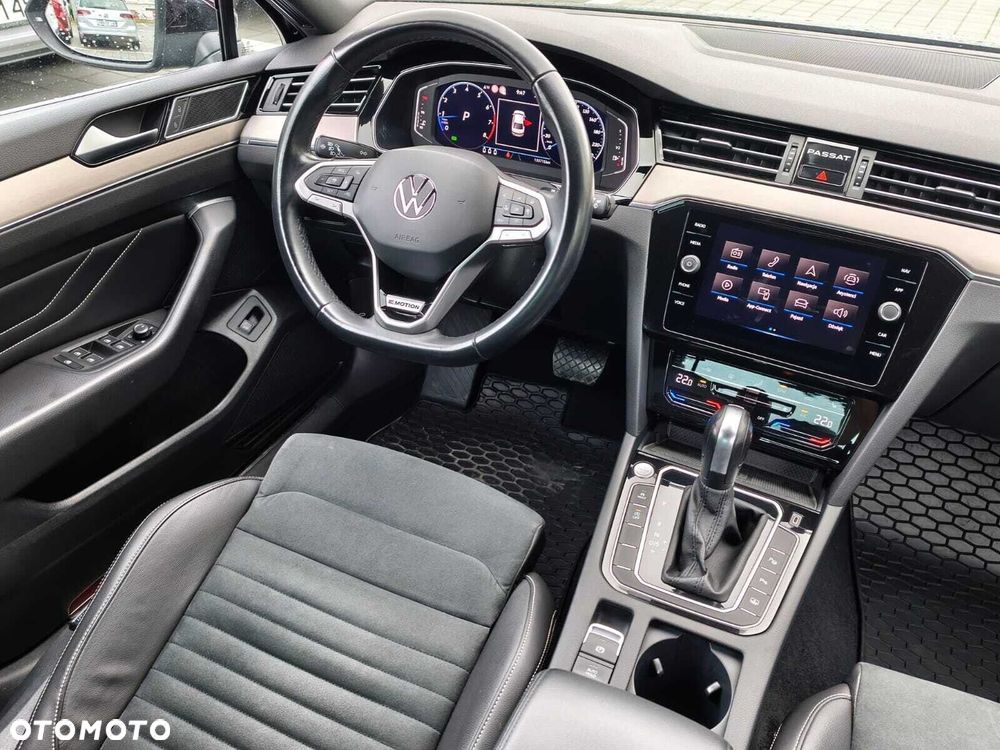 Volkswagen Passat 2.0 TSI 4Mot Elegance DSG - 18