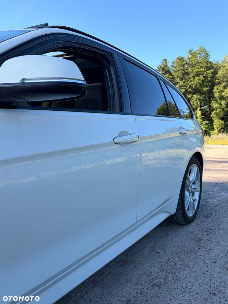 BMW Seria 3 318d M Sport EU6 - 12