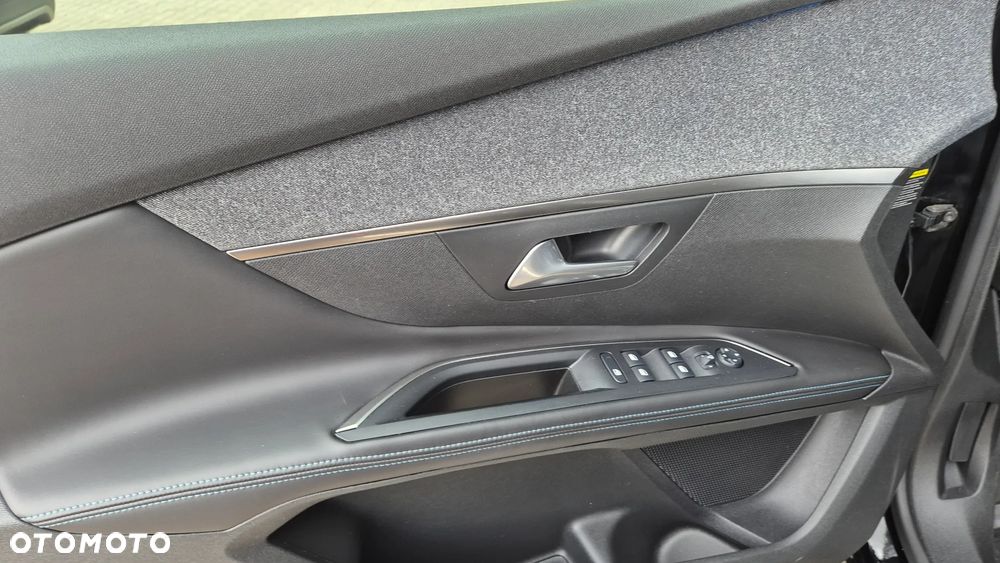 Peugeot 5008 2.0 BlueHDI Crossway S&S EAT8 - 16