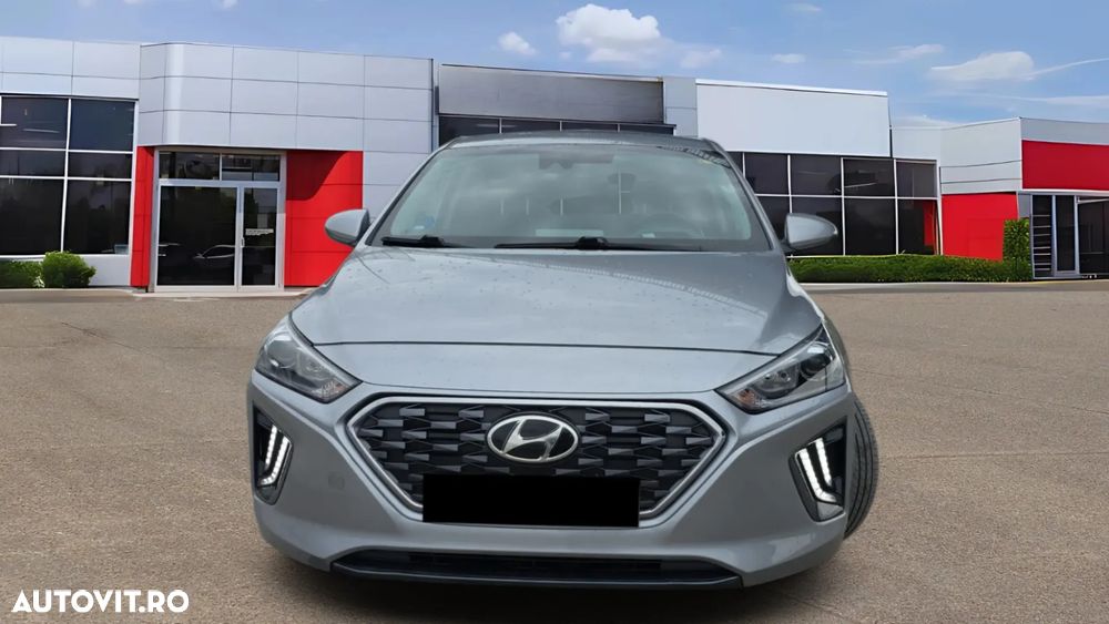 Hyundai IONIQ - 4