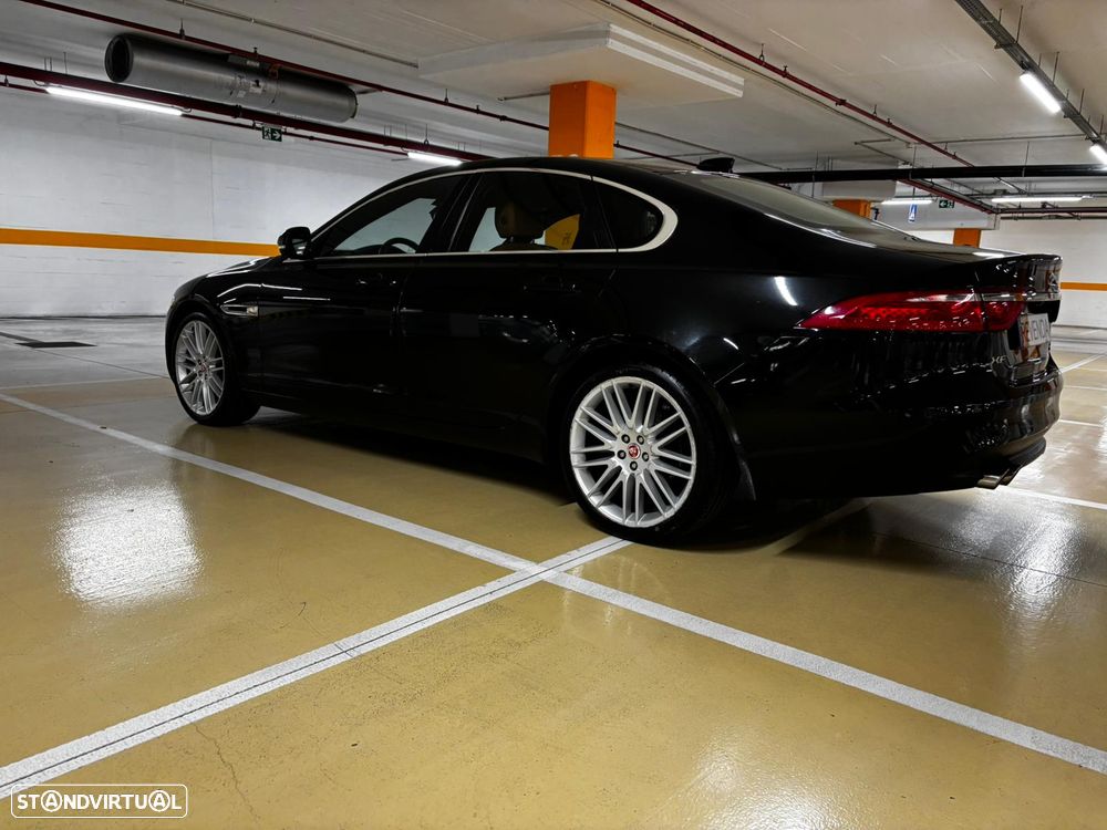 Jaguar XF 20d Aut. Prestige - 37