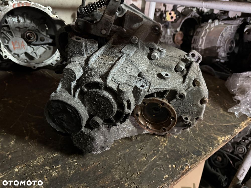 Skrzynia biegów GRF audi  a3 8p  2.0 tdi - 3