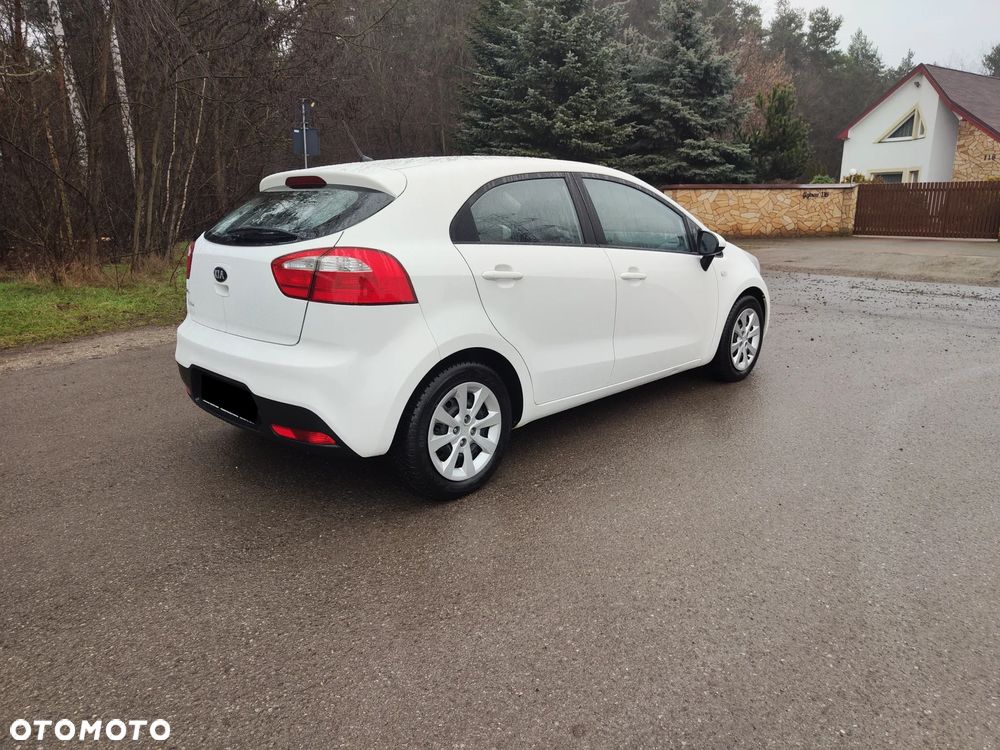Kia Rio 1.2 Business Line - 3