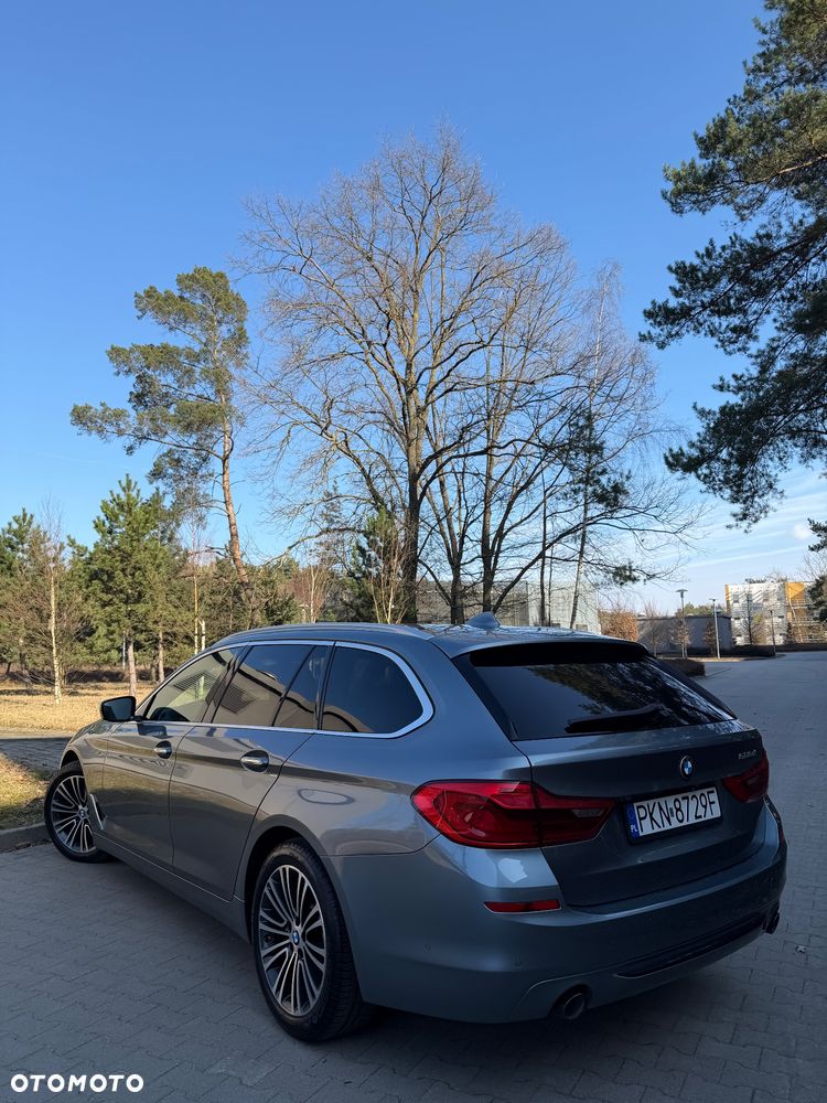 BMW Seria 5 520d xDrive Sport Line - 5