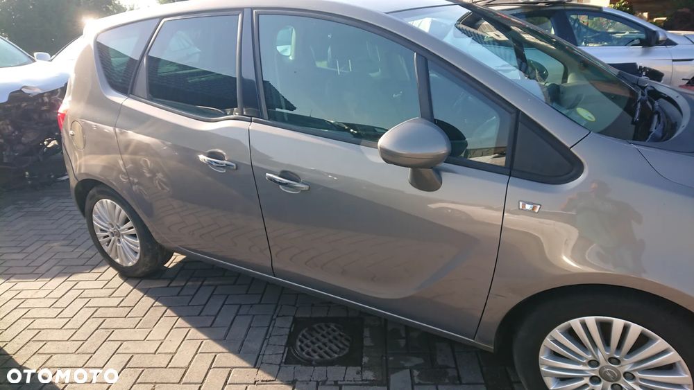 Opel Meriva - 13