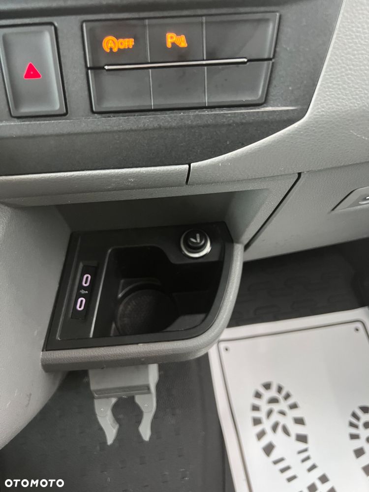 Volkswagen T6.1 / TRANSPORTER / LONG / WEBASTO  / BEZWYPADKOWY / AUTOMAT DSG / L2H1 / EURO 6 / GWARANCJA ROK - 19