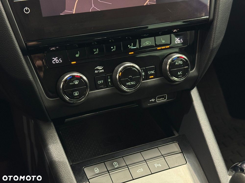 Skoda Octavia 2.0 TDI Style DSG - 24