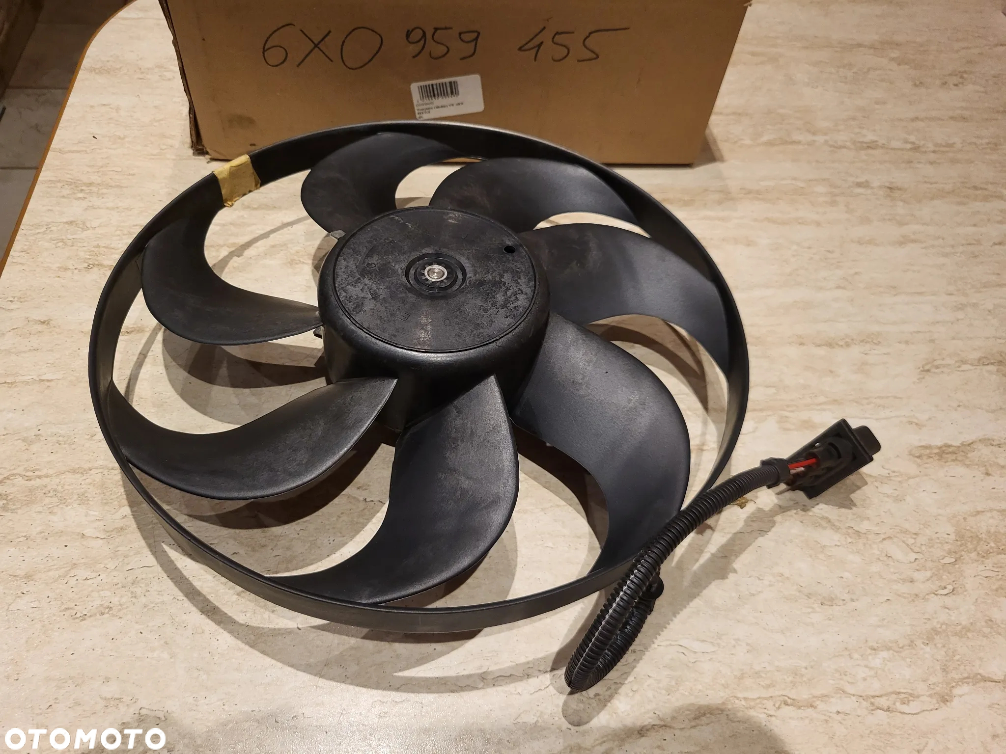 Wentylator chłodnicy AUDI A3, TT; SEAT ALTEA, AROSA, CORDOBA, CORDOBA VARIO, IBIZA II, IBIZA III, INCA, LEON, TOLEDO II; SKODA FABIA I, FABIA I PRAKTIK, OCTAVIA I 1.0-2.8 06.91-09.20 - 2