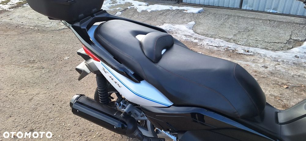 Yamaha X-max - 16