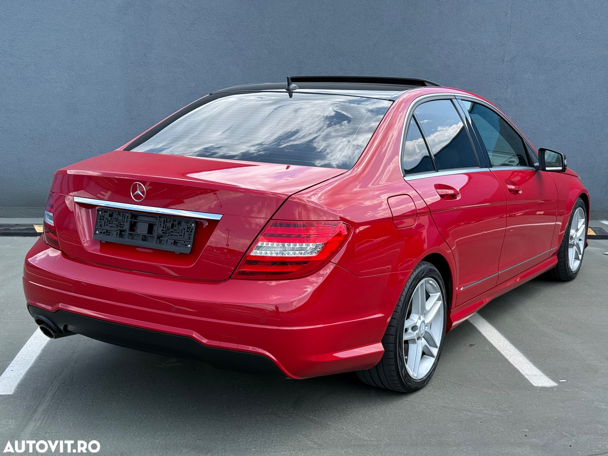 Mercedes-Benz C 180 T AMG Line - 5