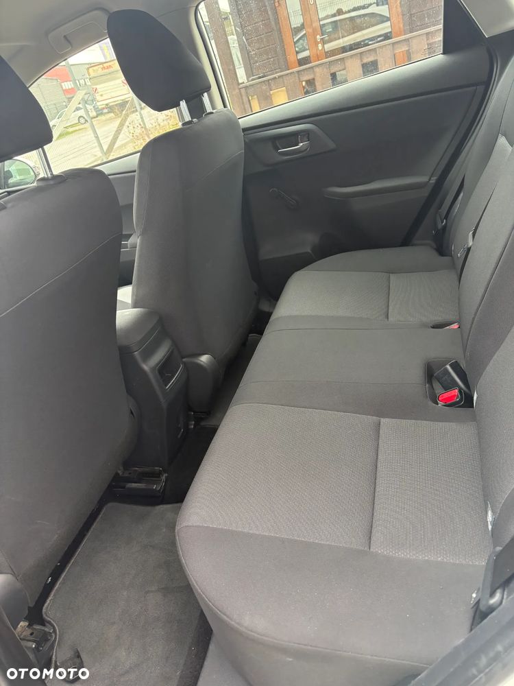 Toyota Auris 1.4 D-4D Active - 10