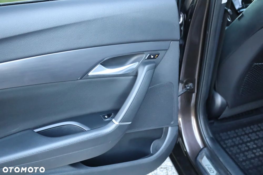 Hyundai i40 Kombi 1.7 CRDi DCT Premium - 19