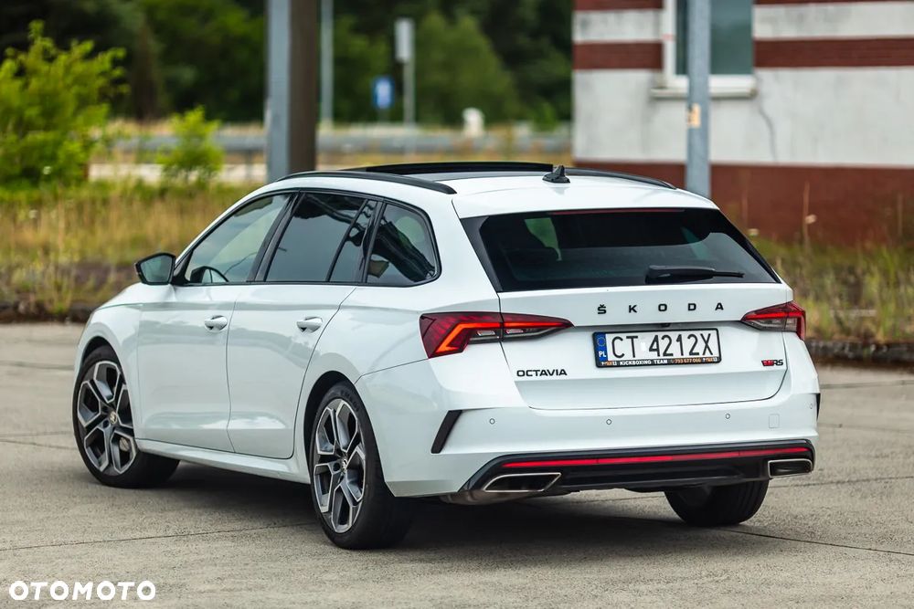 Skoda Octavia 2.0 TDI 4x4 RS DSG - 17