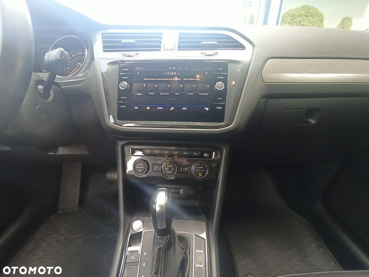 Volkswagen Tiguan - 12