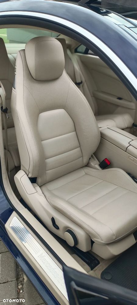 Mercedes-Benz Klasa E 350 BlueTEC Coupe 7G-TRONIC - 17