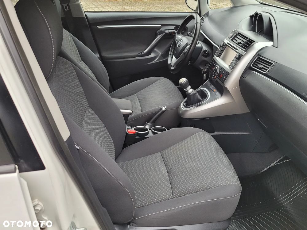 Toyota Verso 1.6 - 28