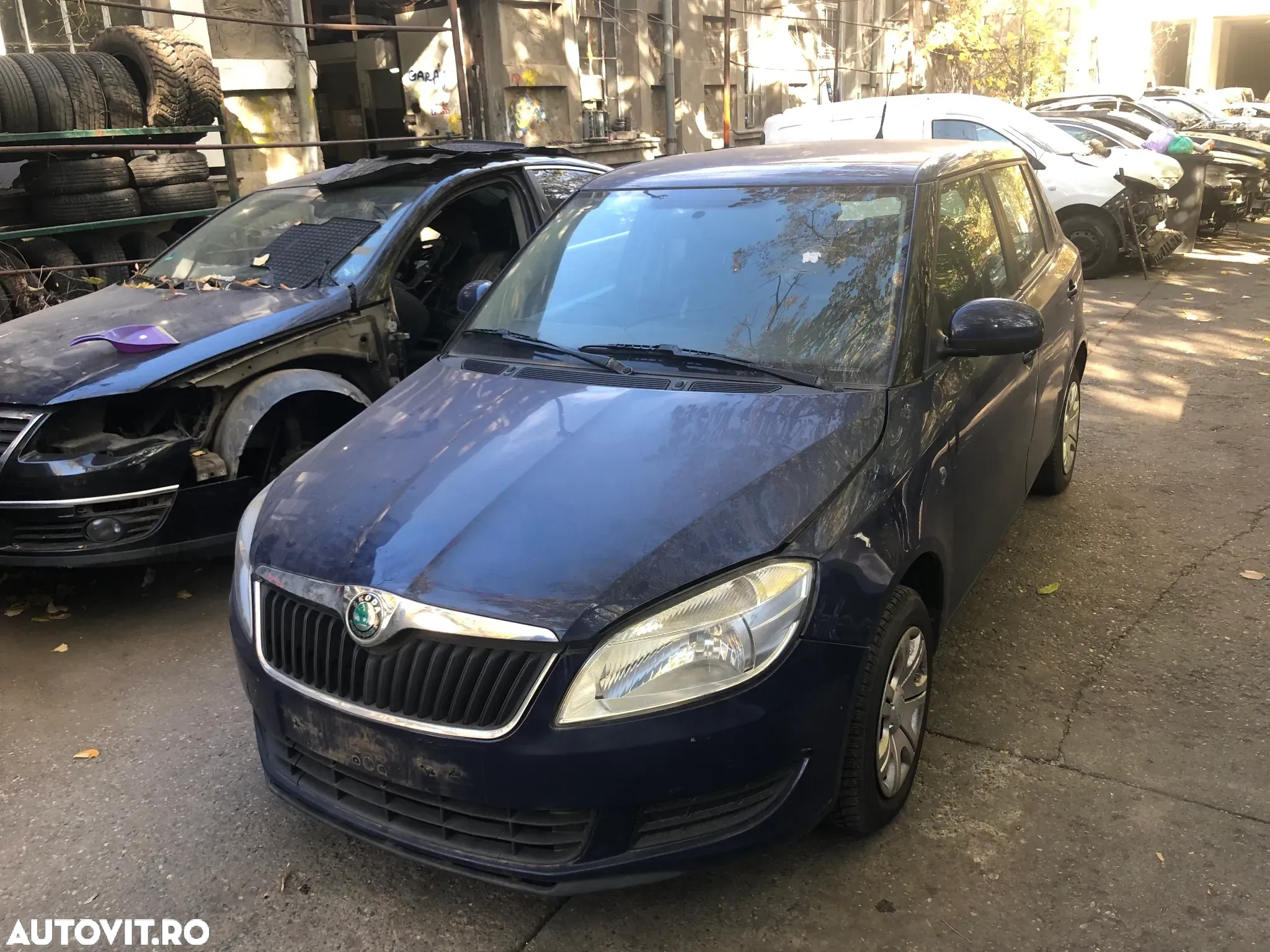 Grila centrala bara fata Skoda Fabia 2 facelift 2011 - 2