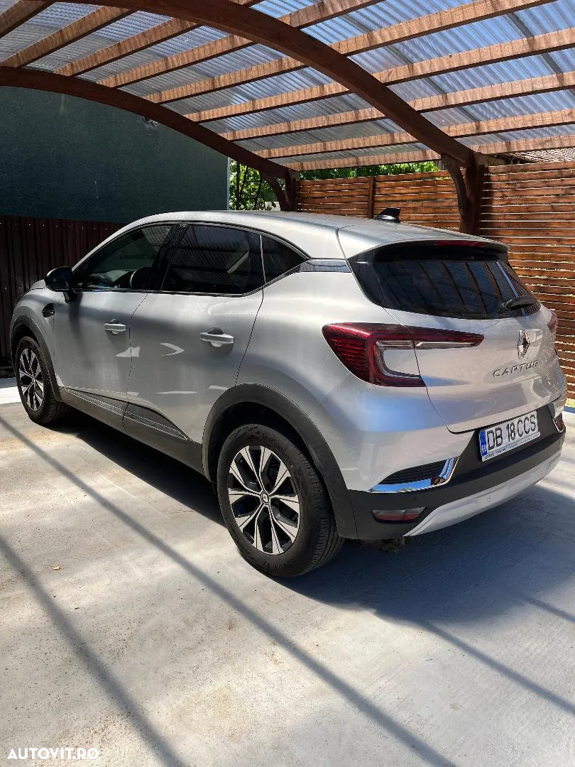 Renault Captur MHEV 140 EDC Techno - 5
