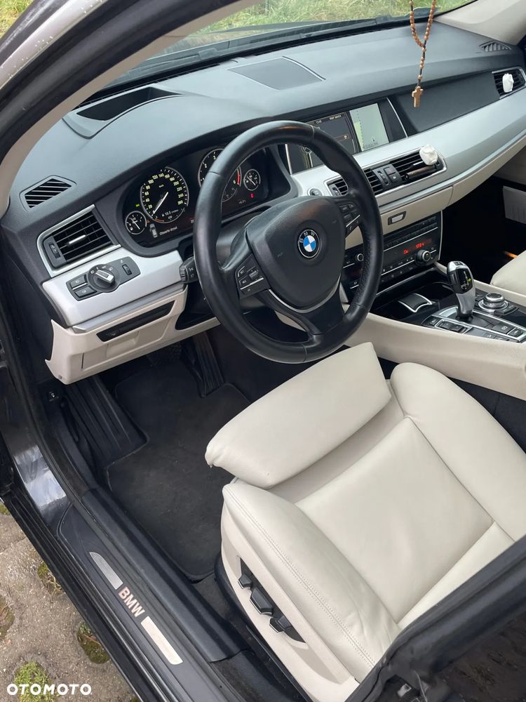 BMW 5GT - 7