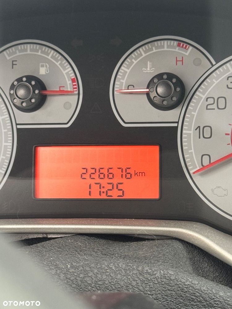 Fiat Punto - 9