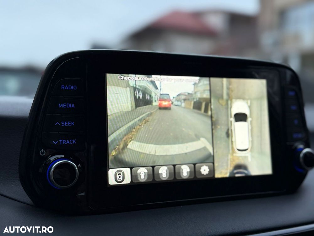 Hyundai Tucson 2.0 CRDI 4WD 8AT Luxury - 35