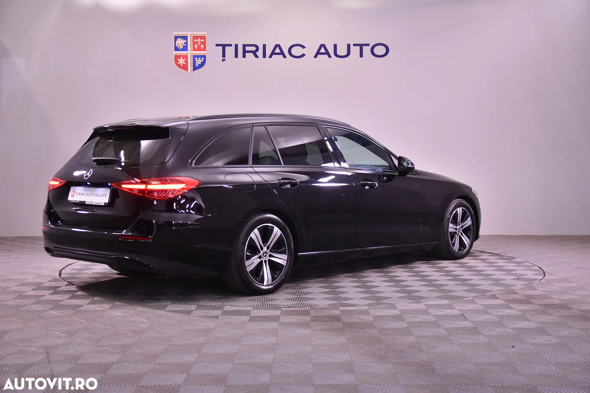 Mercedes-Benz C 220 d 4Matic T 9G-TRONIC - 5