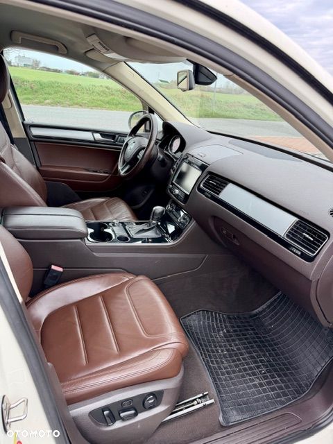 Volkswagen Touareg 3.0 V6 TDI Blue Motion DPF Automatik Exclusive - 14