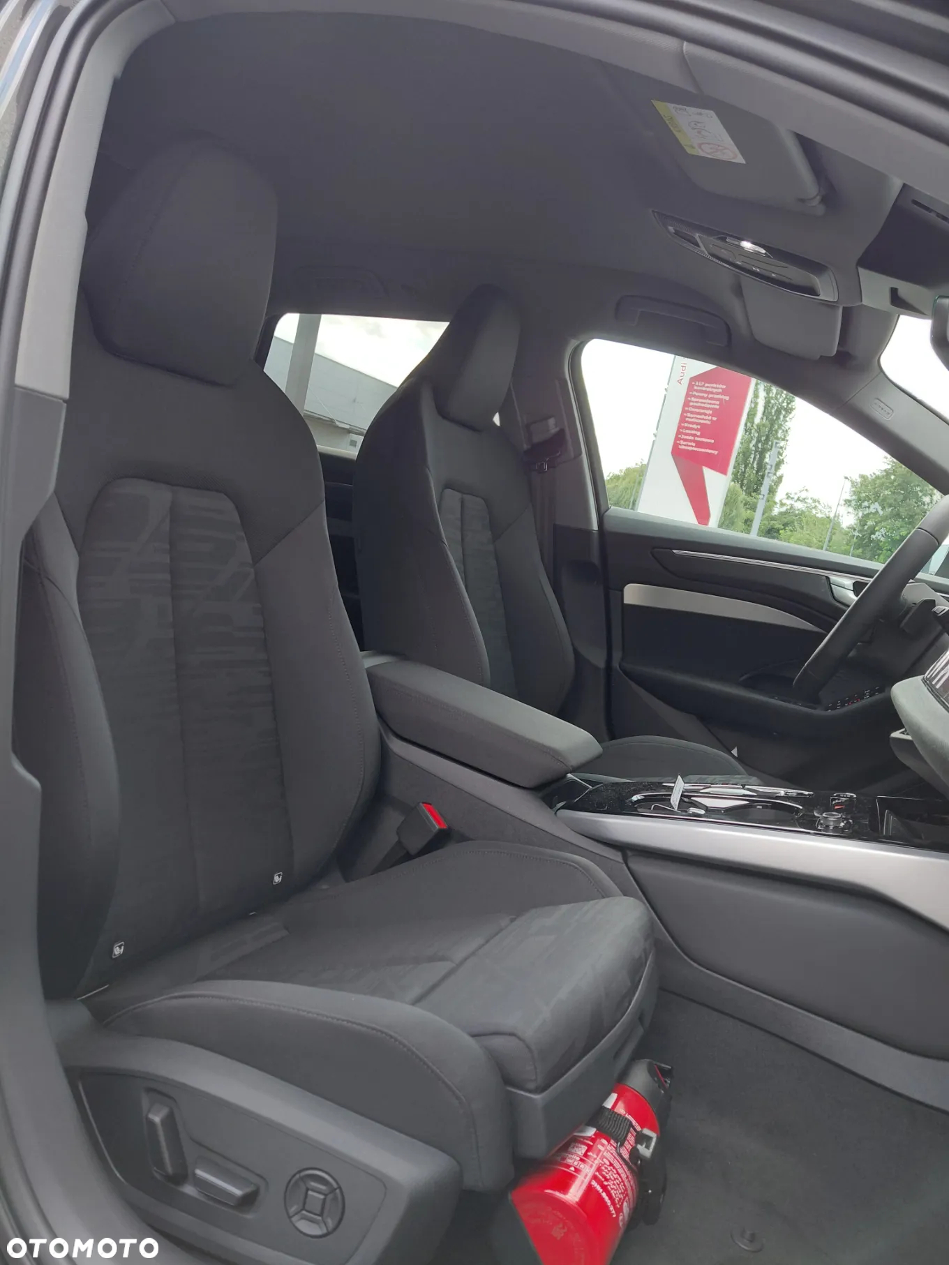 Audi A6 Avant 40 TDI quattro S tronic - 13