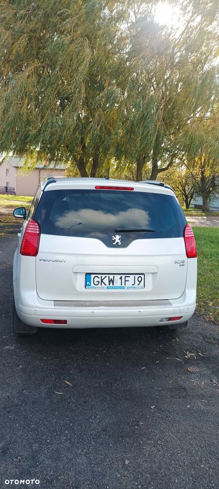 Peugeot 5008 - 4