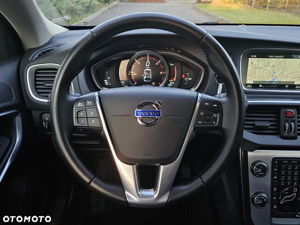 Volvo V40 D2 Ocean Race - 14