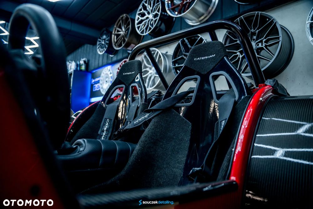 Caterham Seven - 8