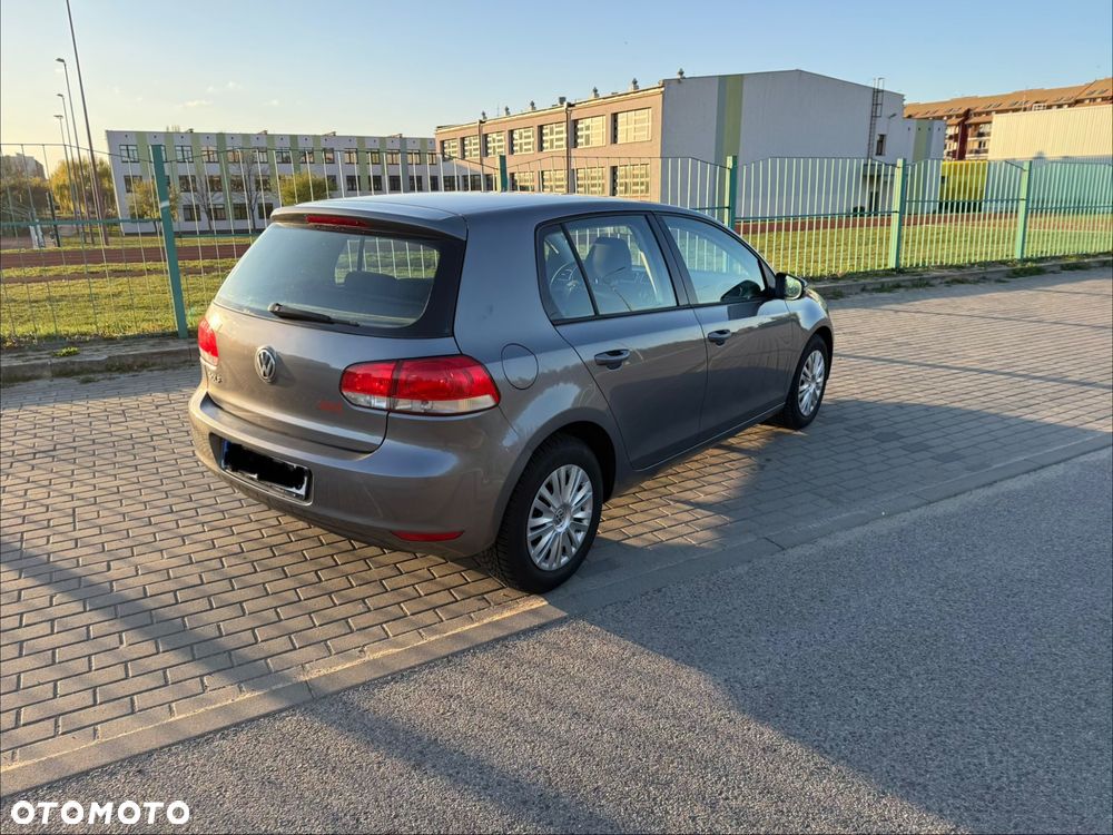 Volkswagen Golf 1.4 Style - 10