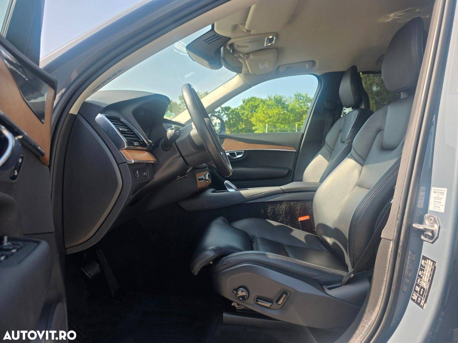 Volvo XC 90 - 11