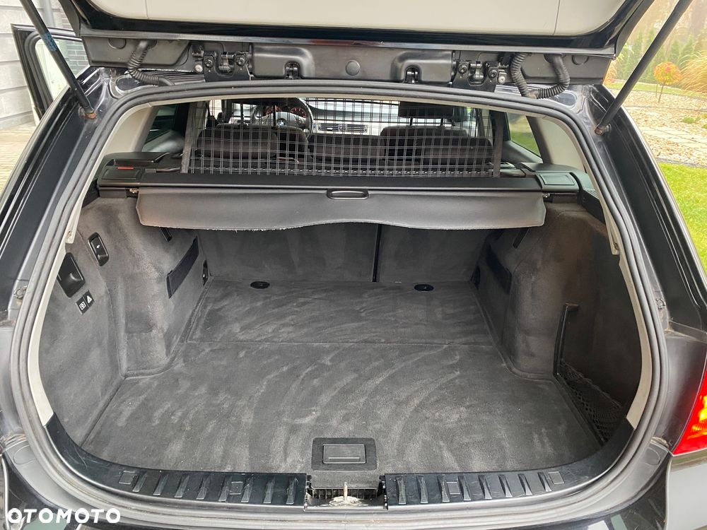 BMW Seria 3 318i - 8