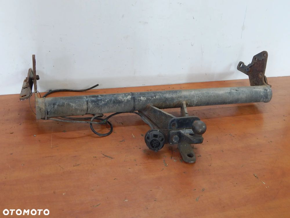 Hak holowniczy zaczep Nissan Navara D40 05-14 Łuków części - 1