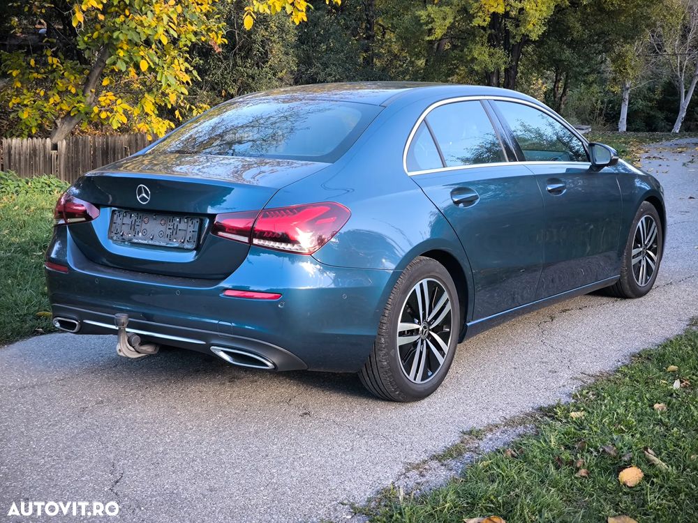 Mercedes-Benz A 180 7G-DCT Progressive - 12