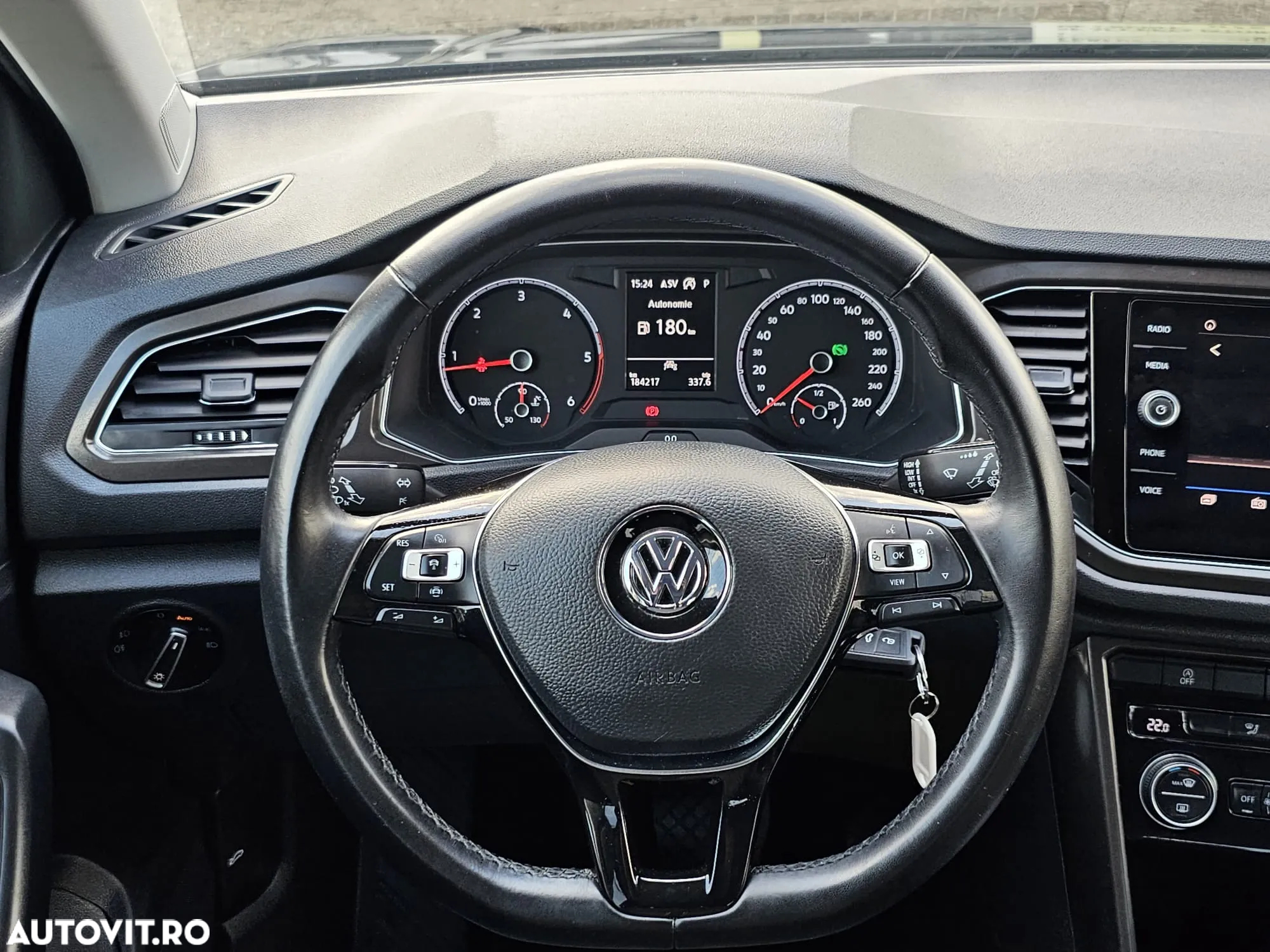 Volkswagen T-ROC 2.0 TDI DSG Style - 18