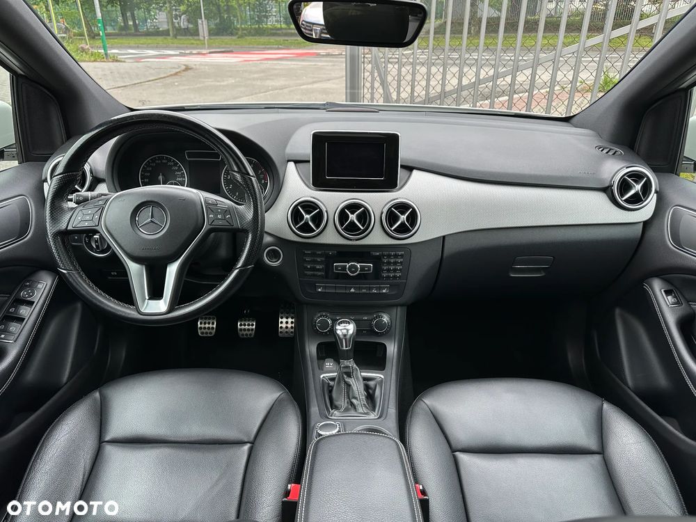 Mercedes-Benz Klasa B 200 (BlueEFFICIENCY) - 16